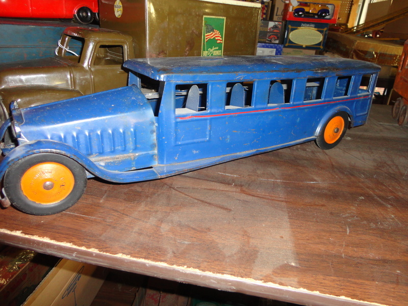 Jerry Loar Toy and more Collection Auction - 15133.jpg