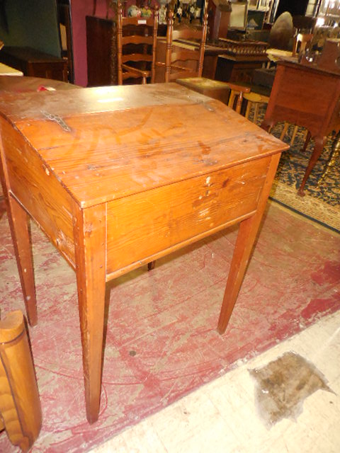 Thanksgiving Saturday Estate Auction and More - DSCN0514.JPG