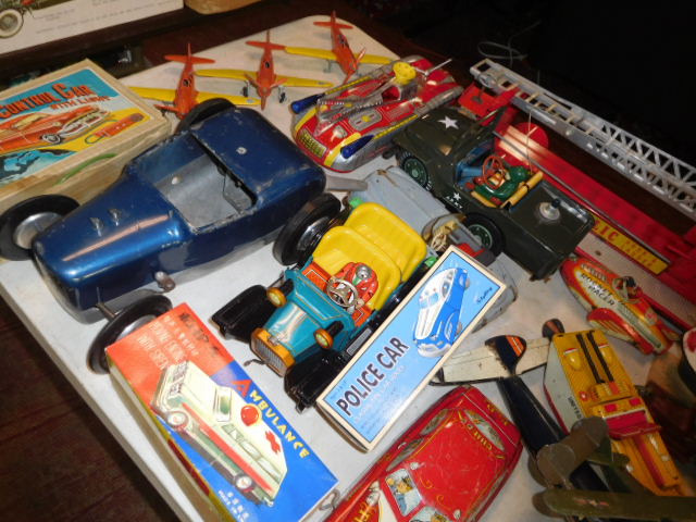 The Dave Berry Toy Auction - DSCN9736.JPG