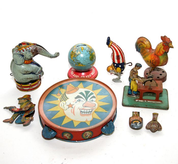Don Squibb Estate Auction,Toys,Candy Containers, Games. Chocolate  Molds, Advertising Dolls plus much more. - 118_1.jpg