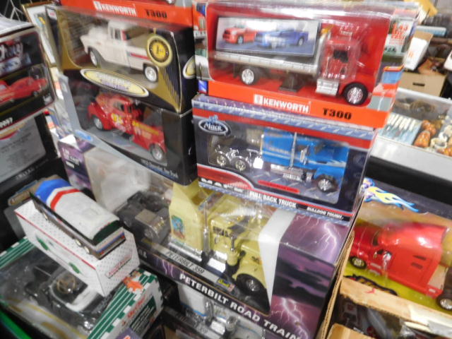 Estate Toy Collection and some Good Early NASCAR - DSCN0001.JPG