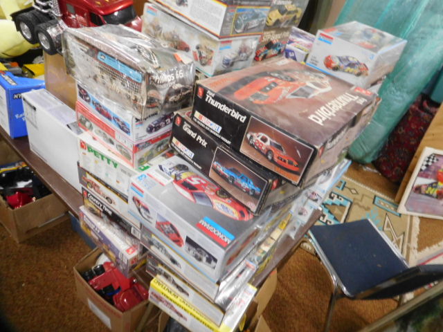 Estate Toy Collection and some Good Early NASCAR - DSCN0035.JPG