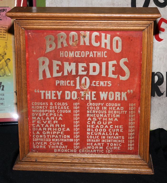 Ken Depew Country Store Collection, Auto Tags and Toppers,Toys, Advertising and More Auction - 9318.jpg