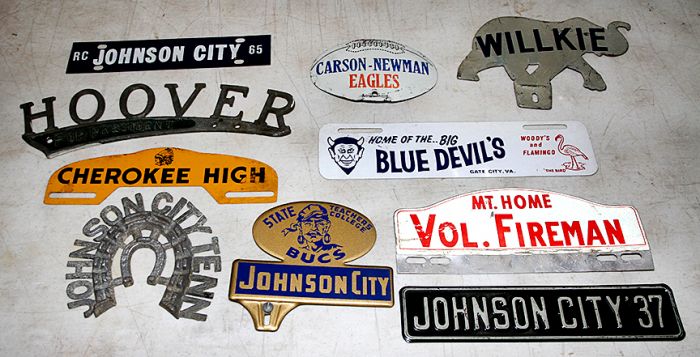 Ken Depew Country Store Collection, Auto Tags and Toppers,Toys, Advertising and More Auction - 9363.jpg