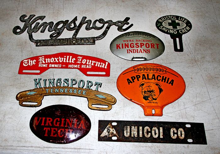 Ken Depew Country Store Collection, Auto Tags and Toppers,Toys, Advertising and More Auction - 9365.jpg