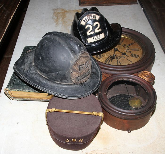 Ken Depew Country Store Collection, Auto Tags and Toppers,Toys, Advertising and More Auction - 9460.jpg