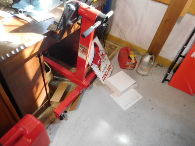 The Morris Auction-  Motorhome, Pickup truck, Fastest Camaro Ever, Tools, Tool boxes,  Equestrian, and Decorative signs and more - DSCN9856.JPG