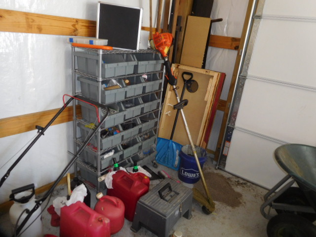 The Morris Auction-  Motorhome, Pickup truck, Fastest Camaro Ever, Tools, Tool boxes,  Equestrian, and Decorative signs and more - DSCN9860.JPG