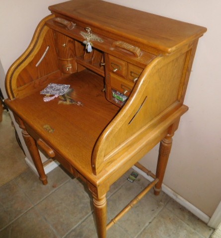 Teegarden Absolute Estate Auction Bristol - DSCN9955.JPG